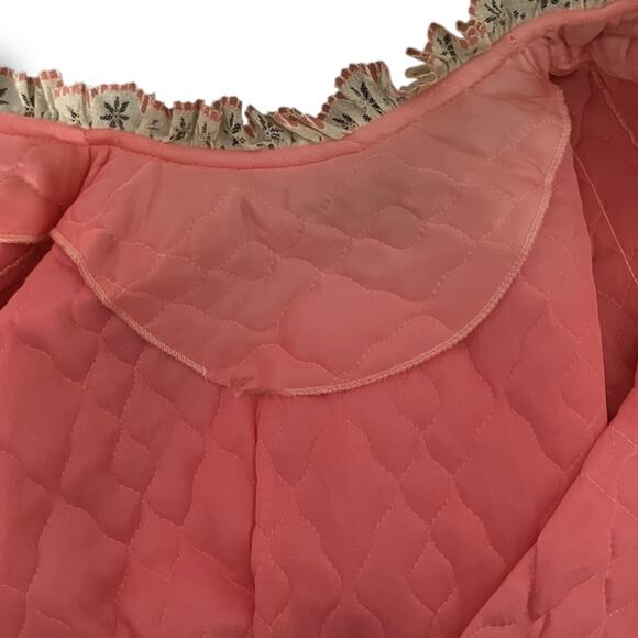 Vintage 60s Pink Quilted Satin Pajama Lounge Set Lace Trim Size 34 Medium - Picture 13 of 13